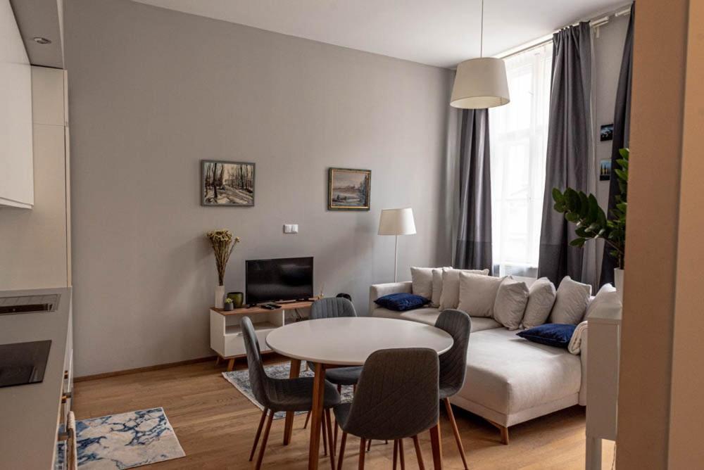 Appartement Maria Topfive With Free Private Parking à Budapest Extérieur photo